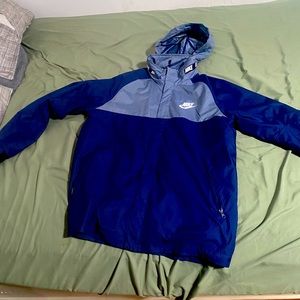 Nike blue grey wind breaker off Nike.com size large men’s